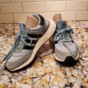 Womens Adidas Sneakers Iniki Green Suede 675001 Running Shoes – Size 7.5 - Video